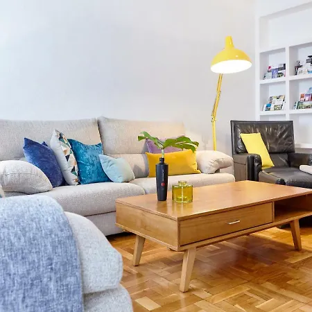 Salaberria With Private Garage Апартаменты