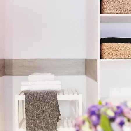 Salaberria With Private Garage *