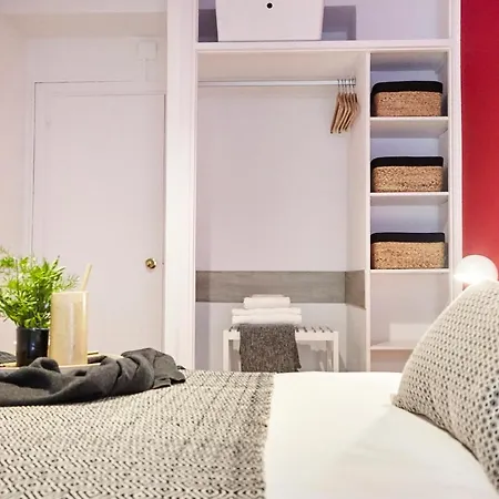 Salaberria With Private Garage 산세바스티안