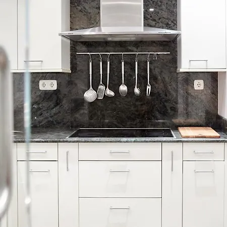 Salaberria With Private Garage