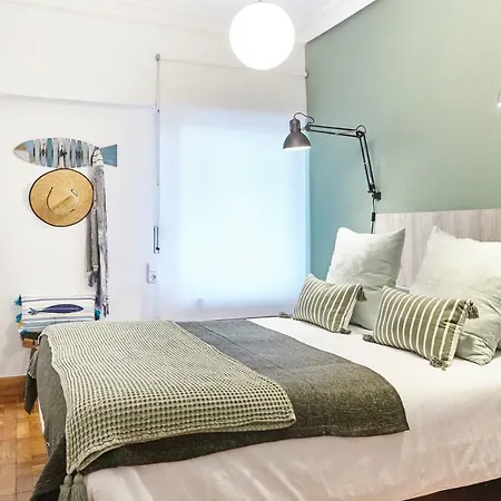 Salaberria With Private Garage 산세바스티안