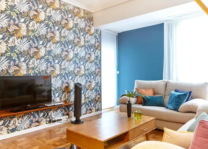 公寓 Salaberria With Private Garage